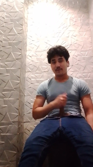 Indiana Handsome Boy Masturbation Video