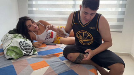 I give my stepsister a hard fuck in exchange for giving her money