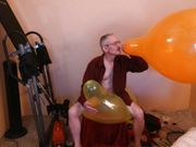 Balloonbanger Video #100 - Sit Pop Giant Balloons  (Reissue)
