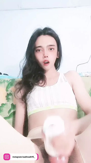 Wanking and Cum After Workout
