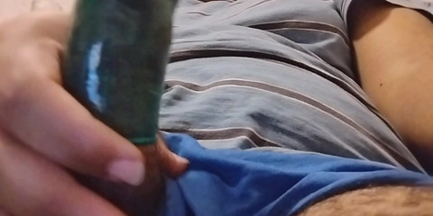 Guy Vibrating With Green Condom Til He Cums !!!