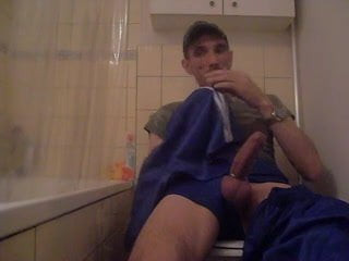 wanking in bathroom of the grandfather 5