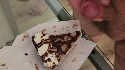 Creaming a pie while on vacation