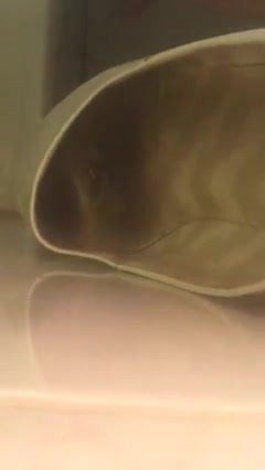 Cum white flat