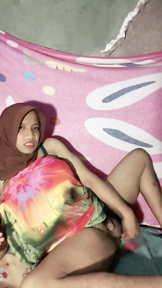Beautiful Hijab Shemale Eggplant