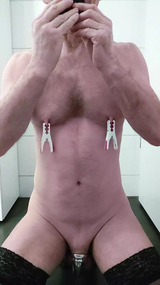 Vibrator with Ekektro thumbnail
