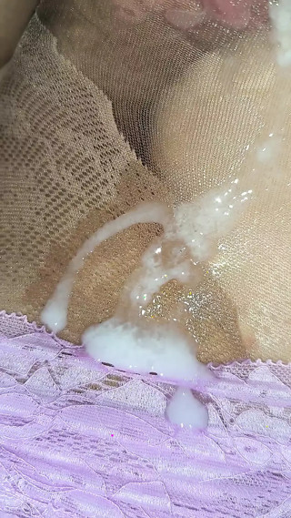 Cumming in the Shiny Golden Pantyhose and Dress