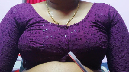 Indian Hot girl seduced by the young man