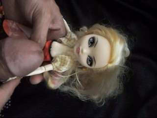 Apple white cumshot (Ever After High Doll)