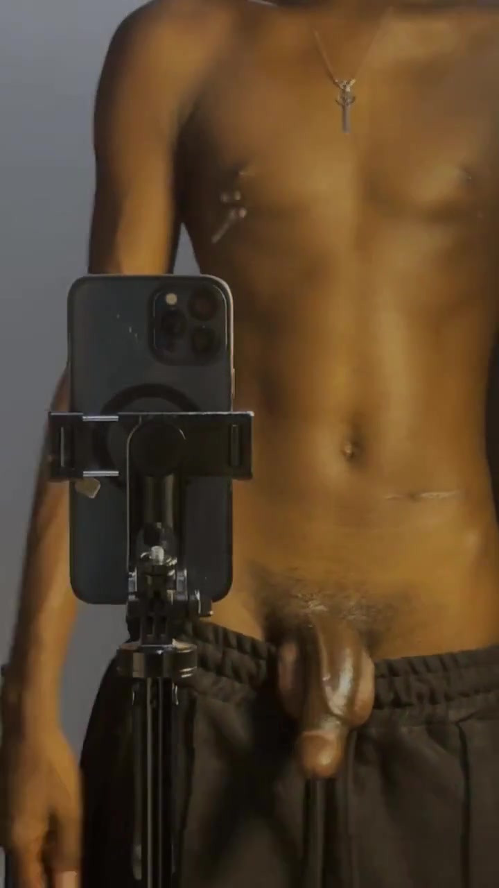 Slim Twink Show Big Dick