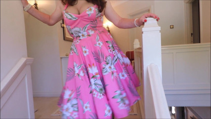 Sindy swishes in pink summer dess