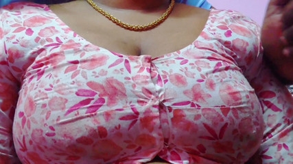 Homely Aunty Seduced Her Boyfriend With Her Boobs