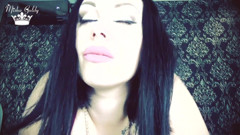 Big yawns and story about my yawning habits on russian language!