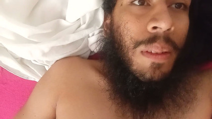 V&iacute;ctor Rojas masturbates and ejaculates in his room