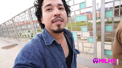 Youtuber Luisito Tefornica Unboxes Kari Love&#039;s Big Ass... Terrible Disturbing Fact