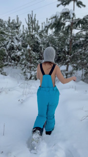 Sexy snow girl