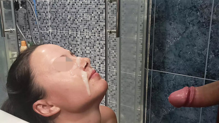 Amateur cum on face