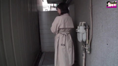 Ripple - a Sensitive Cutie Shows Her No-hands Trick on a City Acme Walk Chapter-3