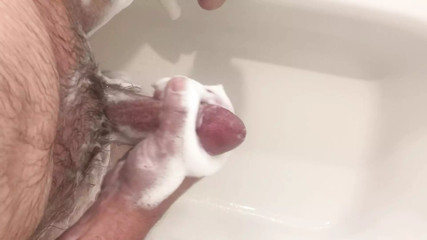 Soapy BWC cums in the shower