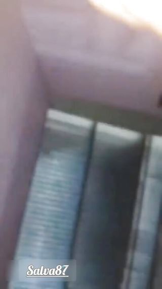 Neighbors ask for help plug in