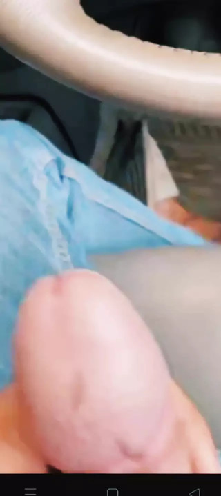 My boyfriend woke me up in the car in the morning and fucked me on a video call and cum out on my face