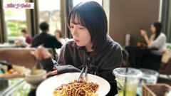 Former Idol-level Beauty Radiates Mature Allure, Temptation Stops Just Before the Final Line