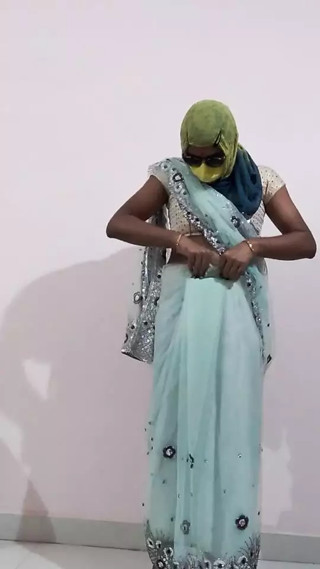 Saree crossdresser