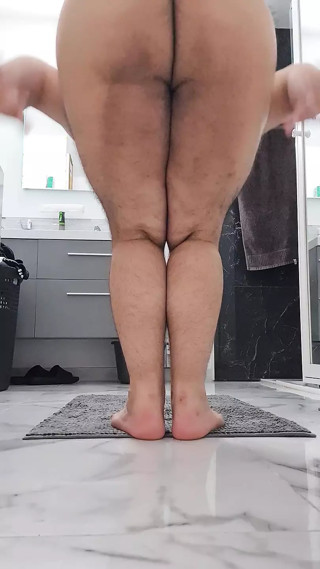 Shaking my fat ass in the bathroom
