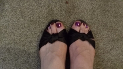 Male crossdresser changing shoes tease