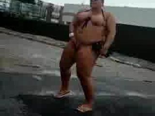 Tanned Brazilian BBW jilling on the street