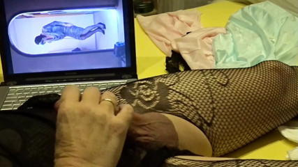 Julian069 love crossdress and cum