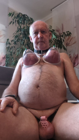 Pumping Tits