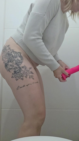 Little French Makes It Good in the Bathroom and Mega Squirt