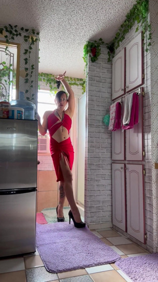 Red Dress Man Eater Stripdance thumbnail