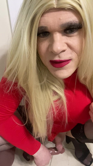 Horny Crossdresser squirts on a dildo hands free then sucks it talks dirty to the  camera