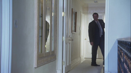 Longhaired lover fuck his wife in his own house