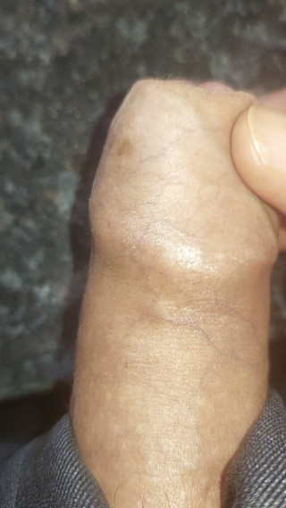 Dad gives me handjob