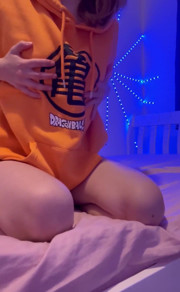 Striptease Sexy Slim Girl