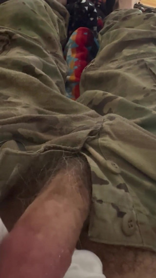 Us Army Soldier Jerks off in His Uniform and Cums on His Undies