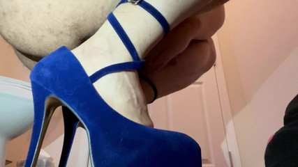 I want to get fucked in these heels thumbnail