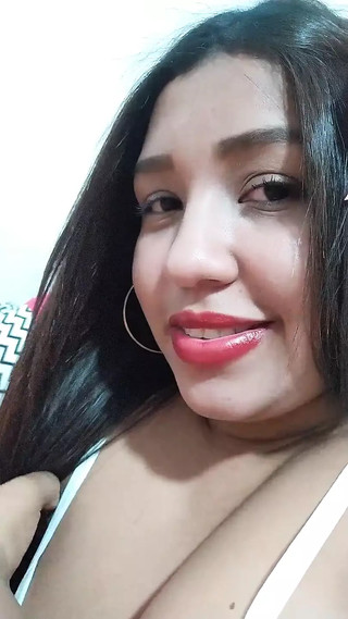 18 year old brunette big saggy tits from New York United States fucking her stepbrother&#039;s big dick