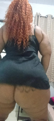 Shaking the big fat ass