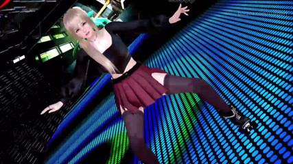 Naira shows her bf her wet pussy in the restaurant