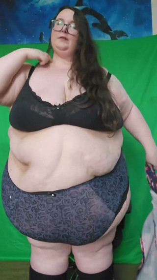 Fat SSBBW Goddess Clothes Try on