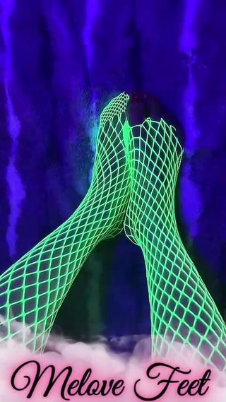 Tiny Asian Feet with long toes in green neon fishnet