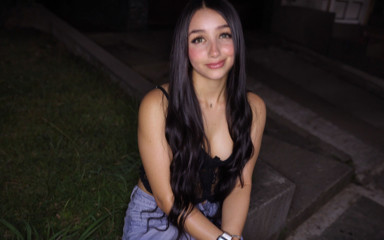 POV – Strolling the Streets to Find Cute Girls
