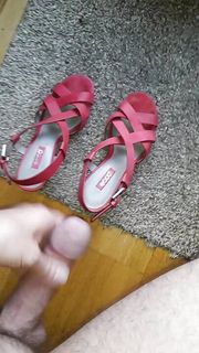 Squirting My Aunt's Shoes - Red Heels