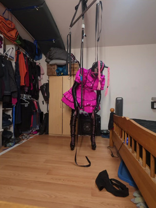 Sissy Maids Strap Self Bondage