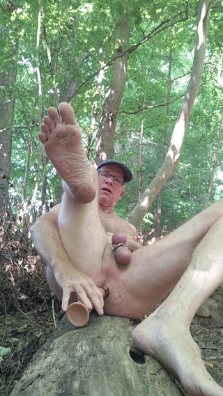 Public cumshot