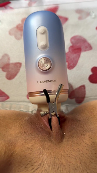 Fucking machine, clip pussy, fuck dildo